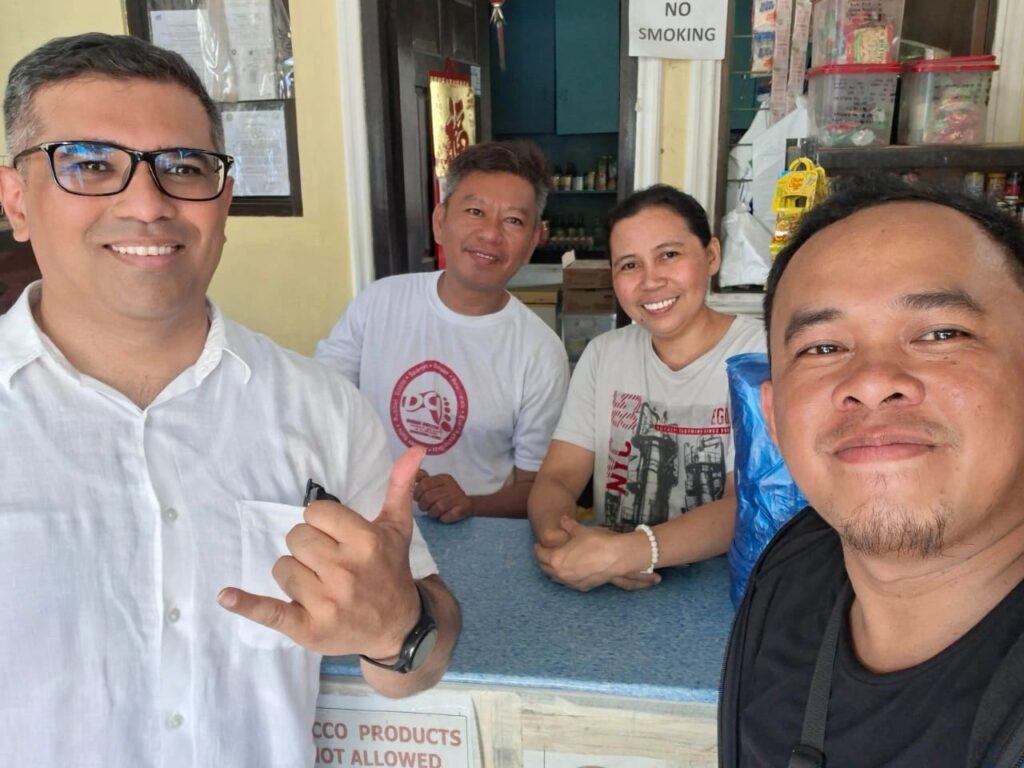 yufin team with yufin merchants.